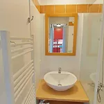 23m² Lumineux A Avec Wifi Et Parking - Fr-1-351-250 *