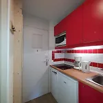 23m² Lumineux A Avec Wifi Et Parking - Fr-1-351-250 Apartment *
