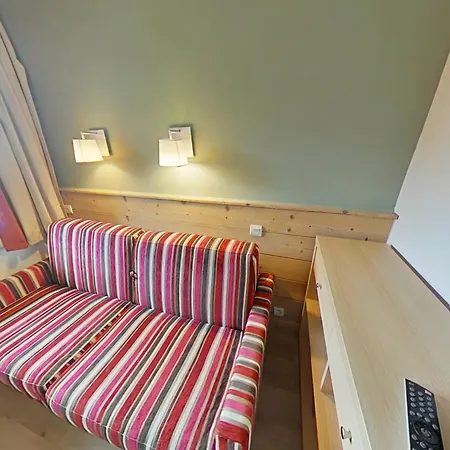 Apartment 23m² Lumineux A Avec Wifi Et Parking - Fr-1-351-250